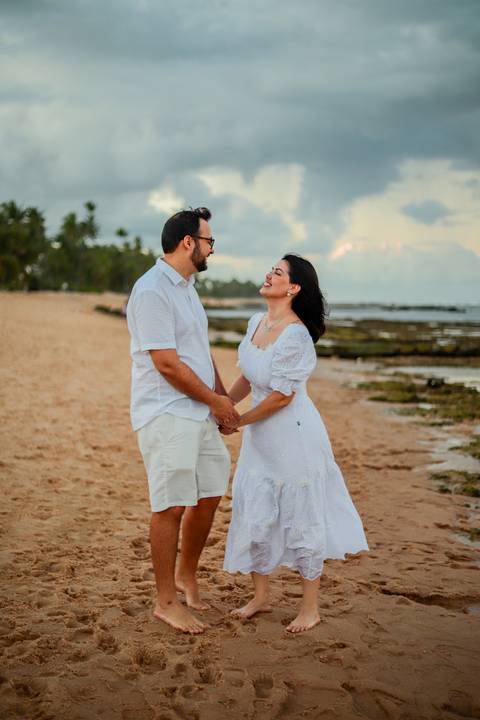Romance na Bahia: Pedido de casamento surpresa de Diogo para Fernanda em um ensaio fotográfico encantador. Emoção e amor eternizados. Praia do Forte-Ba, Foto da Hora por Waldyr Lantyer'