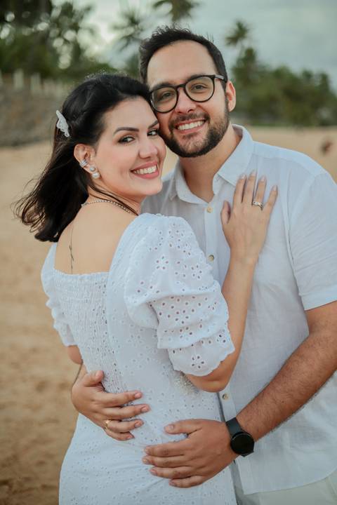 Amor à beira-mar: Diogo pede Fernanda em casamento em um cenário deslumbrante. Fotos que capturam a magia do momento. Praia do Forte-Ba, Foto da Hora por Waldyr Lantyer'