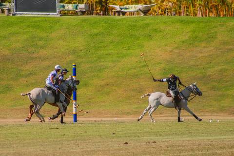 A adrenalina do polo tomou conta do Polo Club em Praia do Forte. As partidas do V Torneio Polomar foram um espetáculo único!'
