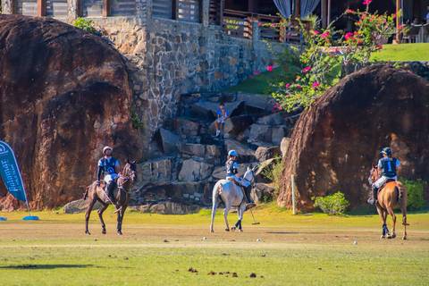 A adrenalina do polo tomou conta do Polo Club em Praia do Forte. As partidas do V Torneio Polomar foram um espetáculo único!'