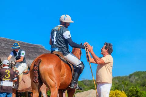 O V Torneio de Ano Novo Polomar trouxe emoção ao Polo Club em Praia do Forte. Um espetáculo de habilidade, estratégia e paixão pelo polo, esporte equestre de grande tradição.'