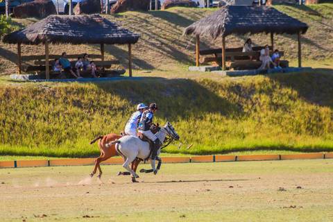 Do galopar dos cavalos aos gols decisivos, o V Torneio Polomar foi pura emoção no Polo Club. Fotos exclusivas disponíveis!'