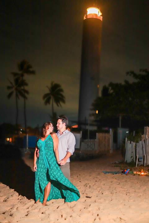 fotografia de casamento Praia do Forte, ensaio fotográfico pedido de casamento Bahia, fotos de casamento ao nascer da lua, fotógrafo em Praia do Forte Bahia, pedido de casamento surpresa na praia, ensaio romântico Praia do Forte, fotos de casal ao lado do'