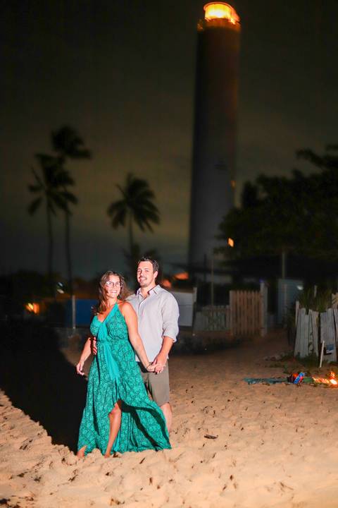 fotografia de casamento Praia do Forte, ensaio fotográfico pedido de casamento Bahia, fotos de casamento ao nascer da lua, fotógrafo em Praia do Forte Bahia, pedido de casamento surpresa na praia, ensaio romântico Praia do Forte, fotos de casal ao lado do'