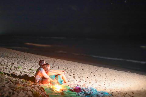 fotografia de casamento Praia do Forte, ensaio fotográfico pedido de casamento Bahia, fotos de casamento ao nascer da lua, fotógrafo em Praia do Forte Bahia, pedido de casamento surpresa na praia, ensaio romântico Praia do Forte, fotos de casal ao lado do'