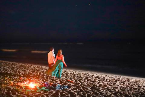 fotografia de casamento Praia do Forte, ensaio fotográfico pedido de casamento Bahia, fotos de casamento ao nascer da lua, fotógrafo em Praia do Forte Bahia, pedido de casamento surpresa na praia, ensaio romântico Praia do Forte, fotos de casal ao lado do'