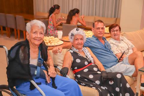 Fotógrafo de aniversário em Portugal – registe momentos especiais com fotografias profissionais.
Sessão fotográfica de aniversário em Lisboa – celebre o seu dia com imagens incríveis.
Fotografias de aniversário no Porto – captamos a emoção do seu momento '