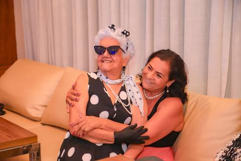 Como garantir fotografias incríveis do seu aniversário? Deixe a fotografia connosco!
Contrate um fotógrafo profissional para captar cada detalhe da sua festa.
Imagens de aniversário que contam a sua história – fotógrafo em Portugal.
Fotografia de festas e'