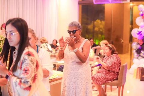 Como garantir fotografias incríveis do seu aniversário? Deixe a fotografia connosco!
Contrate um fotógrafo profissional para captar cada detalhe da sua festa.
Imagens de aniversário que contam a sua história – fotógrafo em Portugal.
Fotografia de festas e'