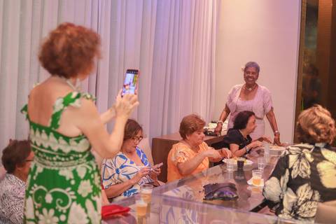 Fotógrafo de aniversário em Portugal – registe momentos especiais com fotografias profissionais.
Sessão fotográfica de aniversário em Lisboa – celebre o seu dia com imagens incríveis.
Fotografias de aniversário no Porto – captamos a emoção do seu momento '