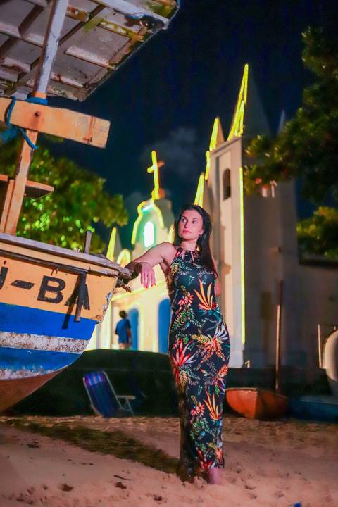 Fotografia de destino: a conexão única entre uma viajante russa e as belezas do Brasil.
'