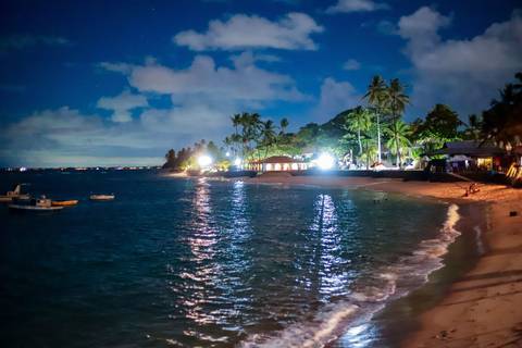 Poesia visual no litoral da Bahia: Kira Mizk e um ensaio inesquecível ao nascer do sol.
'