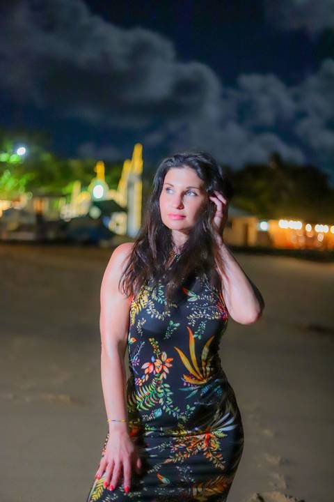 Fotografia de destino: a conexão única entre uma viajante russa e as belezas do Brasil.
'