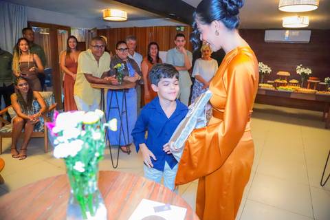 Retrato de um dia especial: aniversário e abertura da LP Advocacia, com propósito, coragem e foco na justiça imobiliária.'