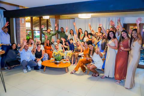 Imagem que eterniza o início de uma missão: a Dra. Laiza Paiva agora oferece soluções jurídicas com sensibilidade e técnica. Praia do Forte Bahia'