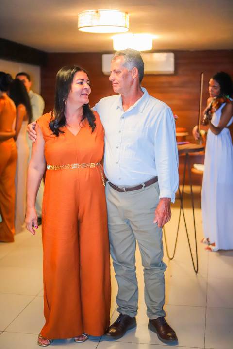 Imagem que eterniza o início de uma missão: a Dra. Laiza Paiva agora oferece soluções jurídicas com sensibilidade e técnica. Praia do Forte Bahia'