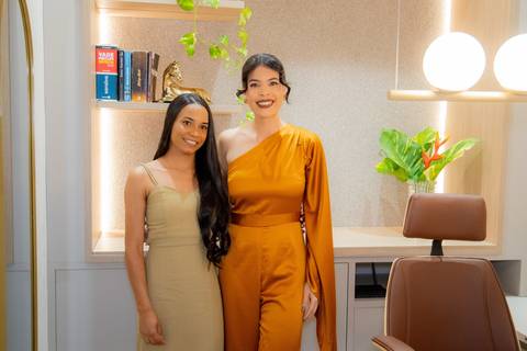 Fotografia de um marco: Dra. Laiza inaugura sua advocacia em Praia do Forte, dedicada à área imobiliária e sucessória.

'