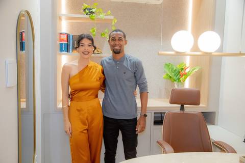 Fotografia de um marco: Dra. Laiza inaugura sua advocacia em Praia do Forte, dedicada à área imobiliária e sucessória.

'