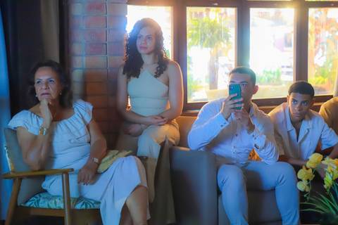 Retrato de um dia especial: aniversário e abertura da LP Advocacia, com propósito, coragem e foco na justiça imobiliária.'