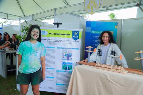 escola bilíngue em Praia do Forte educação premium Bahia Villa Global Education melhores escolas da Linha Verde onde matricular meu filho em Praia do Forte Castelo Garcia D’Ávila eventos plantio de ipê e pau-brasil escolas com foco fotografo praia '