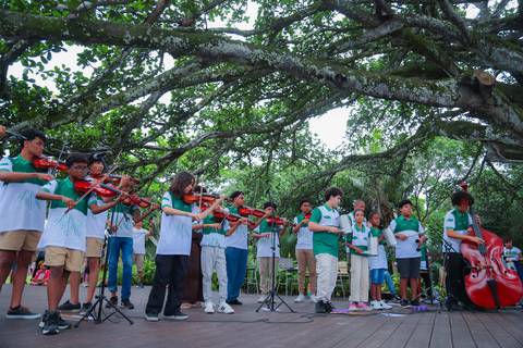 A presença ativa da Villa Global Education foi um verdadeiro show à parte. Seus alunos apresentaram soluções criativas e conscientes sobre preservação ambiental, mostrando na prática a importância de uma educação moderna, conectada com os desafios do mund'