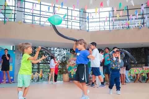 escola bilíngue em Praia do Forte educação premium Bahia Villa Global Education melhores escolas da Linha Verde onde matricular meu filho em Praia do Forte Castelo Garcia D’Ávila eventos plantio de ipê e pau-brasil escolas com foco ambiental na Bahia mora'