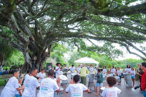 A presença ativa da Villa Global Education foi um verdadeiro show à parte. Seus alunos apresentaram soluções criativas e conscientes sobre preservação ambiental, mostrando na prática a importância de uma educação moderna, conectada com os desafios do mund'
