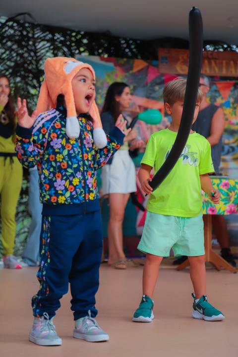 escola bilíngue em Praia do Forte educação premium Bahia Villa Global Education melhores escolas da Linha Verde onde matricular meu filho em Praia do Forte Castelo Garcia D’Ávila eventos plantio de ipê e pau-brasil escolas com foco ambiental na Bahia mora'