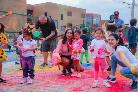 escola bilíngue em Praia do Forte educação premium Bahia Villa Global Education melhores escolas da Linha Verde onde matricular meu filho em Praia do Forte Castelo Garcia D’Ávila eventos plantio de ipê e pau-brasil escolas com foco fotografo praia '