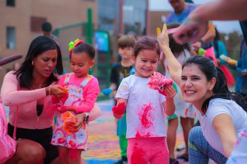 escola bilíngue em Praia do Forte educação premium Bahia Villa Global Education melhores escolas da Linha Verde onde matricular meu filho em Praia do Forte Castelo Garcia D’Ávila eventos plantio de ipê e pau-brasil escolas com foco fotografo praia '