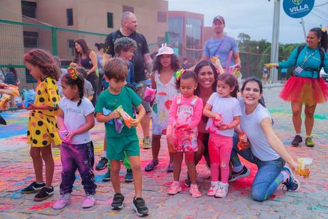 escola bilíngue em Praia do Forte educação premium Bahia Villa Global Education melhores escolas da Linha Verde onde matricular meu filho em Praia do Forte Castelo Garcia D’Ávila eventos plantio de ipê e pau-brasil escolas com foco fotografo praia '