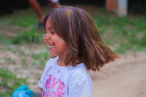 escola bilíngue em Praia do Forte educação premium Bahia Villa Global Education melhores escolas da Linha Verde onde matricular meu filho em Praia do Forte Castelo Garcia D’Ávila eventos plantio de ipê e pau-brasil escolas com foco fotografo praia '