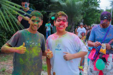 escola bilíngue em Praia do Forte educação premium Bahia Villa Global Education melhores escolas da Linha Verde onde matricular meu filho em Praia do Forte Castelo Garcia D’Ávila eventos plantio de ipê e pau-brasil escolas com foco fotografo praia escola '