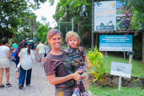 escola bilíngue em Praia do Forte educação premium Bahia Villa Global Education melhores escolas da Linha Verde onde matricular meu filho em Praia do Forte Castelo Garcia D’Ávila eventos plantio de ipê e pau-brasil escolas com foco fotografo praia '
