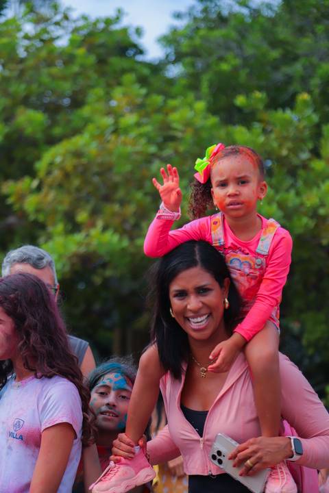 escola bilíngue em Praia do Forte educação premium Bahia Villa Global Education melhores escolas da Linha Verde onde matricular meu filho em Praia do Forte Castelo Garcia D’Ávila eventos plantio de ipê e pau-brasil escolas com foco fotografo praia '