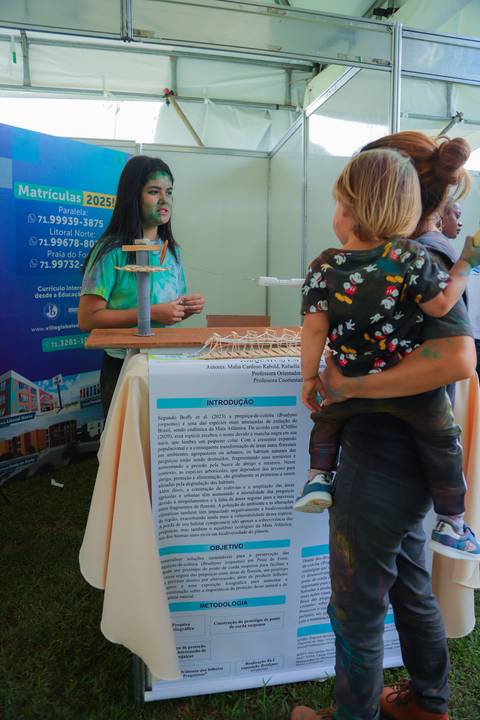 escola bilíngue em Praia do Forte educação premium Bahia Villa Global Education melhores escolas da Linha Verde onde matricular meu filho em Praia do Forte Castelo Garcia D’Ávila eventos plantio de ipê e pau-brasil escolas com foco fotografo praia '