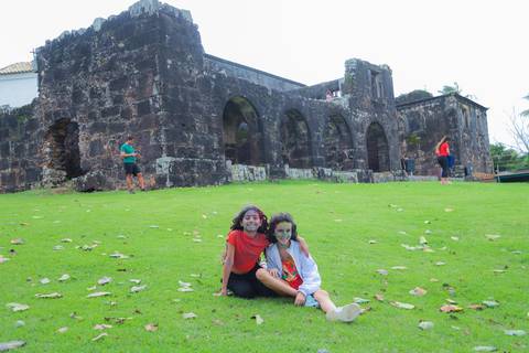 escola bilíngue em Praia do Forte educação premium Bahia Villa Global Education melhores escolas da Linha Verde onde matricular meu filho em Praia do Forte Castelo Garcia D’Ávila eventos plantio de ipê e pau-brasil escolas com foco fotografo praia '
