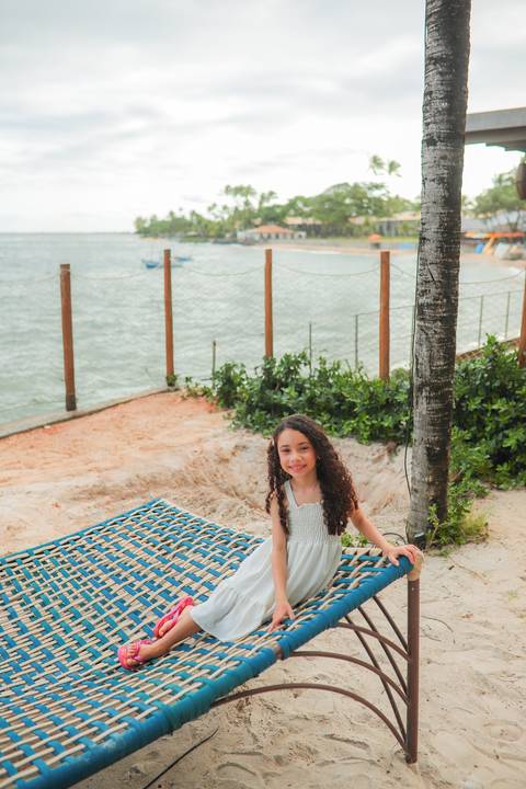O pré-casamento em Praia do Forte Grand Palladium Imbassaí é perfeito para casais que sonham com fotos românticas. A energia do lugar e o pôr do sol tornam cada clique inesquecível.'