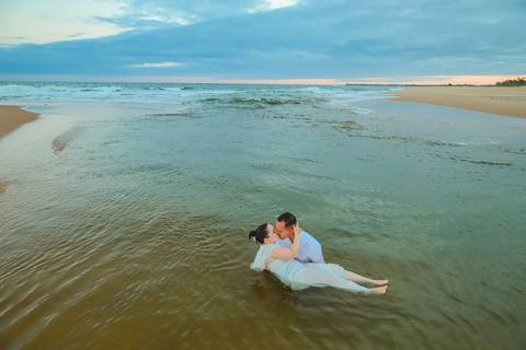 Cada foto na Praia do Forte-BA é uma celebração da vida. Com mar cristalino, pôr do sol deslumbrante e cenários únicos, os cliques se tornam lembranças eternas.'