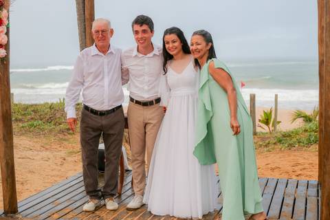 O Iberostar Selection Praia do Forte, com sua beleza natural e estrutura à beira-mar, é o cenário perfeito para casamentos e elopements românticos.'