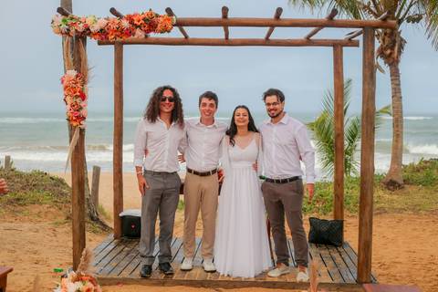 O Iberostar Selection Praia do Forte, com sua beleza natural e estrutura à beira-mar, é o cenário perfeito para casamentos e elopements românticos.'