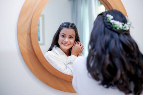 Casamento civil de Mariana e Luiz no Iberostar Selection Praia do Forte — uma celebração íntima, com o pé na areia, o som do mar e o amor como protagonista.'