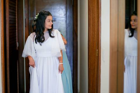 Casamento civil de Mariana e Luiz no Iberostar Selection Praia do Forte — uma celebração íntima, com o pé na areia, o som do mar e o amor como protagonista.'