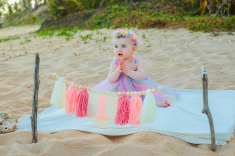 Pequenos passos na areia, grandes lembranças em família. O ensaio de 1 aninho da Celine no Iberostar Selection Praia do Forte transbordou amor, leveza e a energia única desse paraíso no litoral norte da Bahia.'