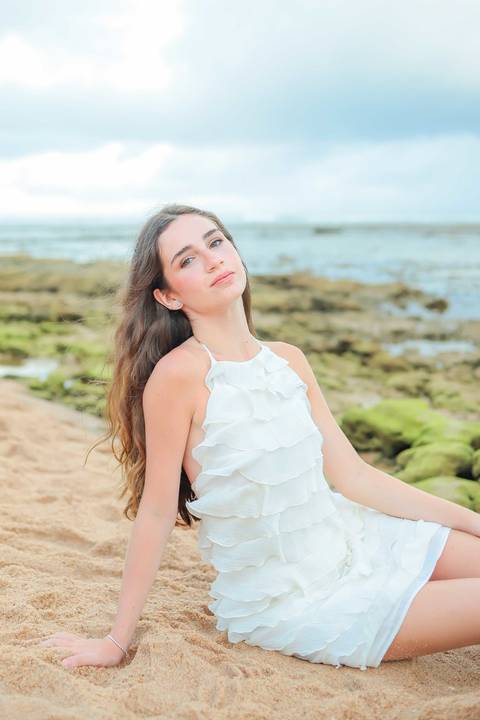 Waldyr Lantyer registrando histórias reais em um dos cenários mais lindos da Bahia.

Fotografar ao entardecer é parte essencial do que fazer em Praia do Forte.'
