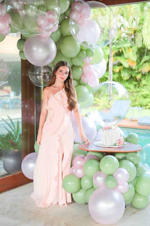 fotógrafo de 15 anos, fotografia de debutante, ensaio 15 anos na praia, fotógrafo Praia do Forte, fotos ao pôr do sol, fotografia intimista, fotos em família, fotografia emocional, ensaio feminino, fotógrafo profissional Bahia, storytelling fotográfico, á'