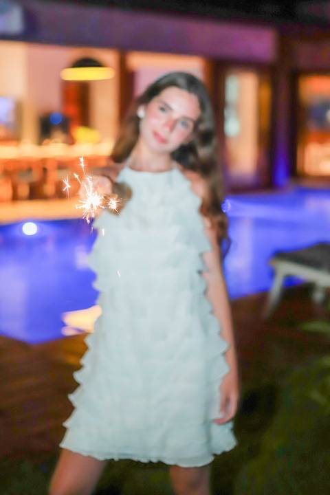 Fotos ao pôr do sol na Praia do Forte, um dos momentos mais especiais do que fazer no destino.

Ensaio de debutante com espontaneidade e sentimento, assinado por Waldyr Lantyer.'