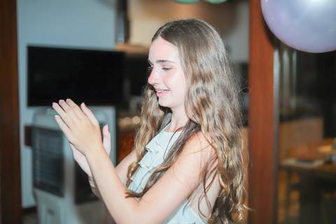 Fotos ao pôr do sol na Praia do Forte, um dos momentos mais especiais do que fazer no destino.

Ensaio de debutante com espontaneidade e sentimento, assinado por Waldyr Lantyer. FOTO DE PRAIA DO FORTE BAHIA'