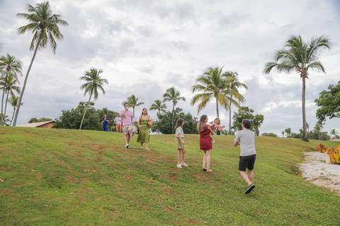 O Tivoli Praia do Forte já é um verdadeiro paraíso por si só. Mas quando você une essa beleza natural ao registro espontâneo de quem você ama, o destino ganha outro significado. Que tal transformar as suas férias em família em uma obra de arte?'