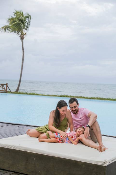 Se você já está com as malas prontas para o Tivoli ou está planejando sua próxima estadia, que tal garantir um registro profissional desse momento único? As vagas para ensaios no resort são limitadas para garantir um atendimento exclusivo. Entre em contat'